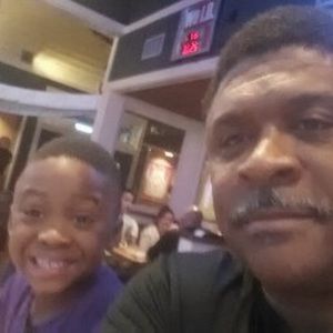 Meet your Posher, Manuel